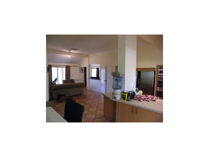 31 Timely Hostess Mews, Mariginiup WA 6065