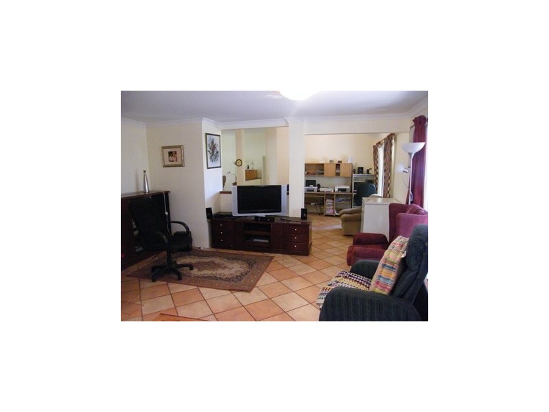 31 Timely Hostess Mews, Mariginiup WA 6065