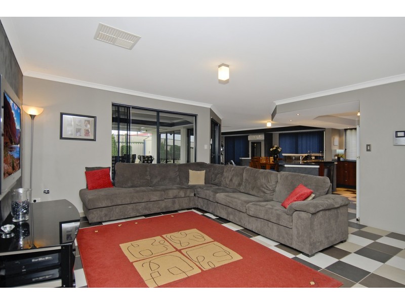 3 Cezanne Bend, Ashby WA 6065