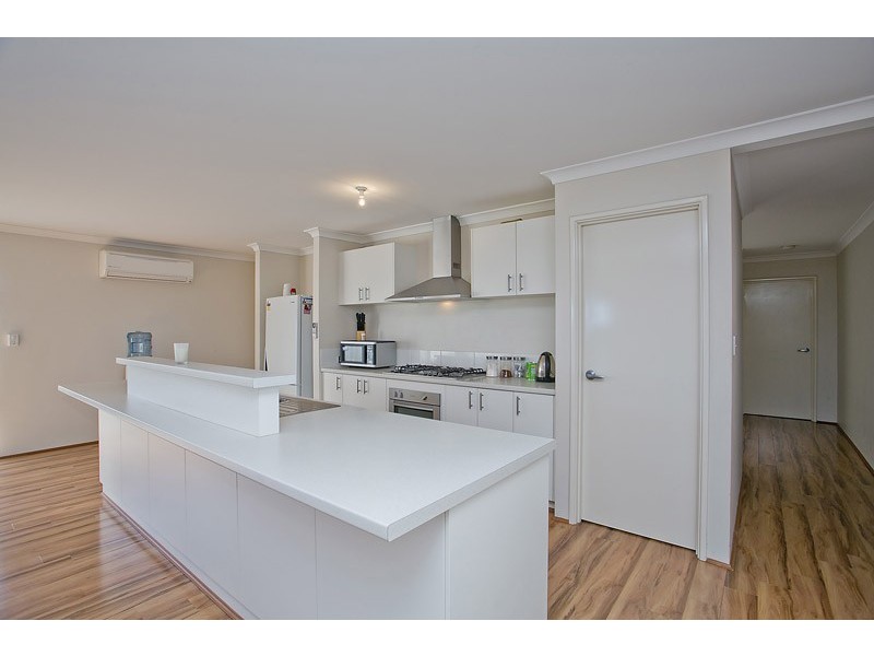 16 Boldwood Road, Banksia Grove WA 6031