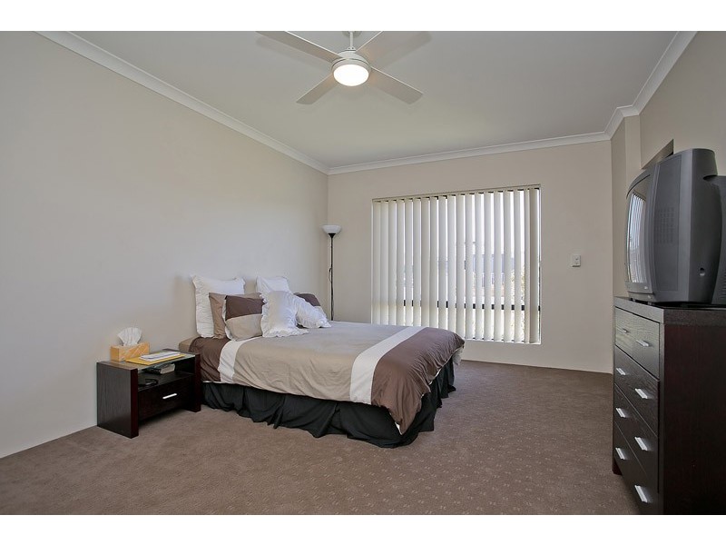 16 Boldwood Road, Banksia Grove WA 6031