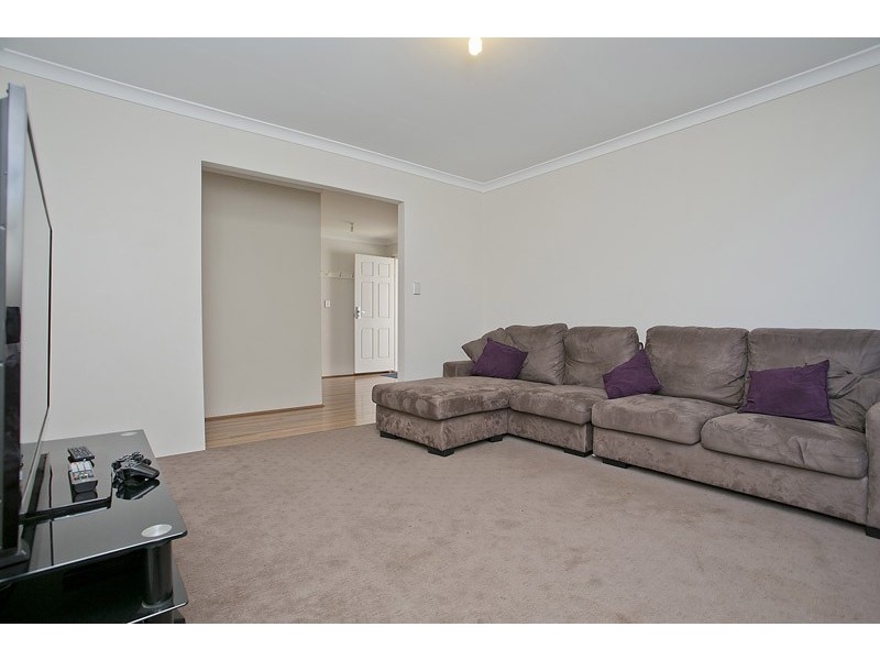 16 Boldwood Road, Banksia Grove WA 6031