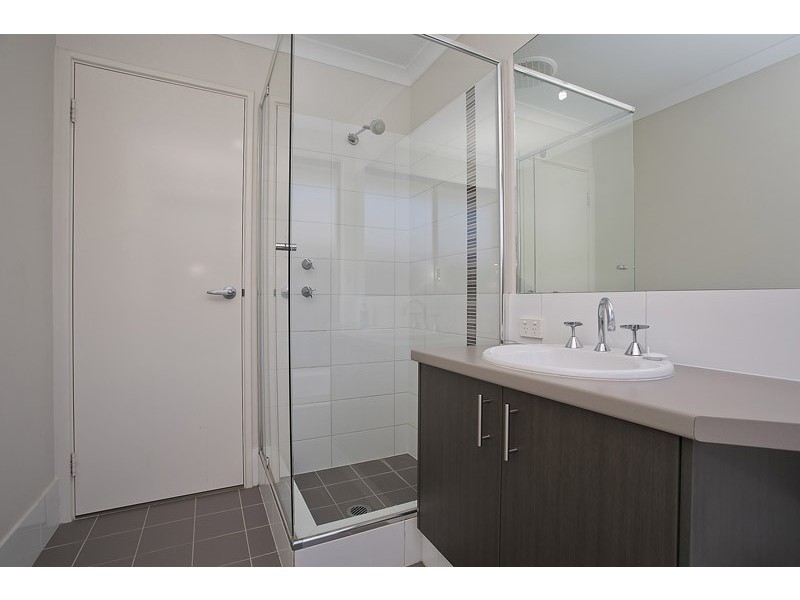 16 Boldwood Road, Banksia Grove WA 6031