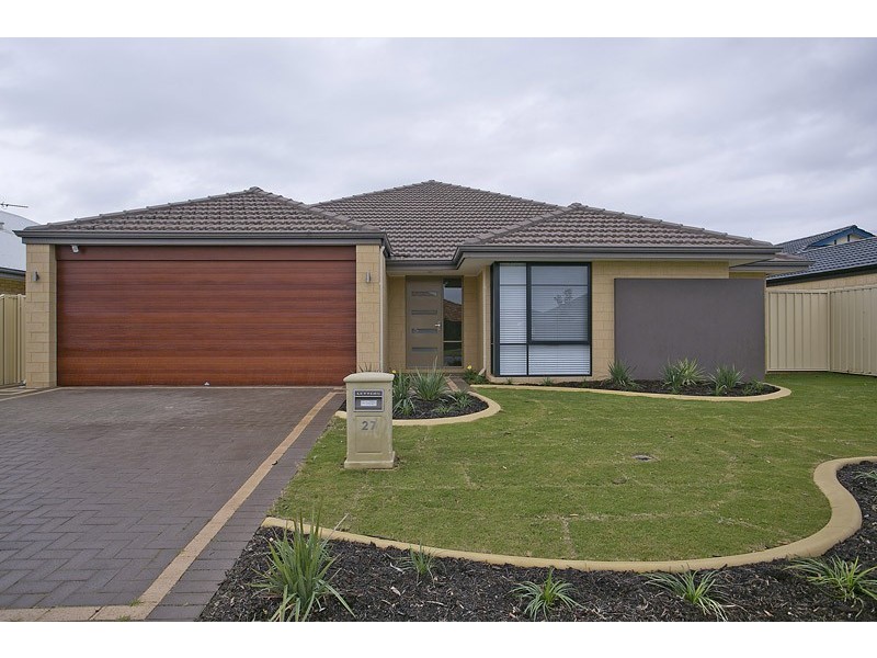 27 Higginsville Parade, Pearsall WA 6065