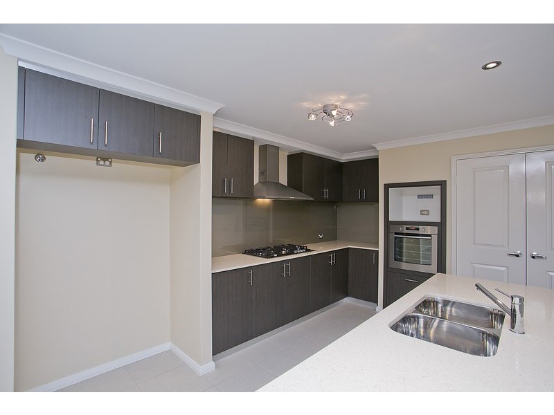 27 Higginsville Parade, Pearsall WA 6065