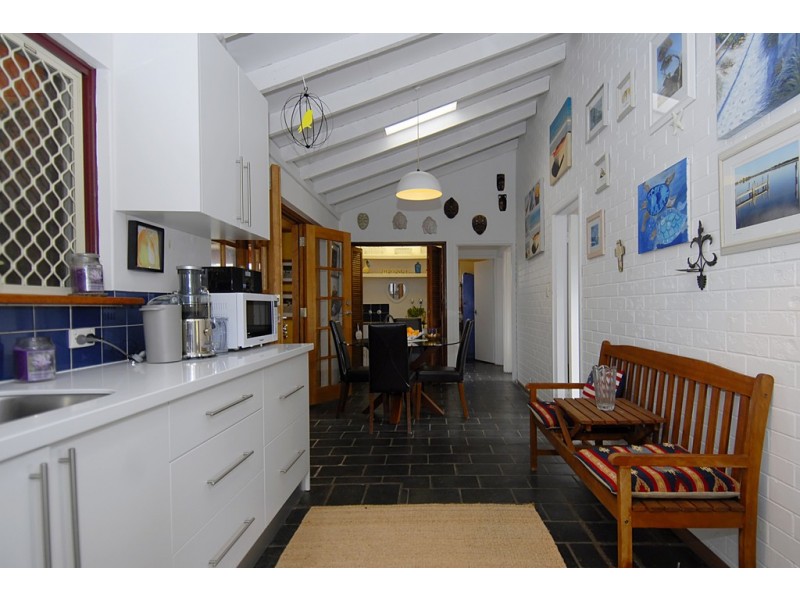 8 Dara Court, Wanneroo WA 6065