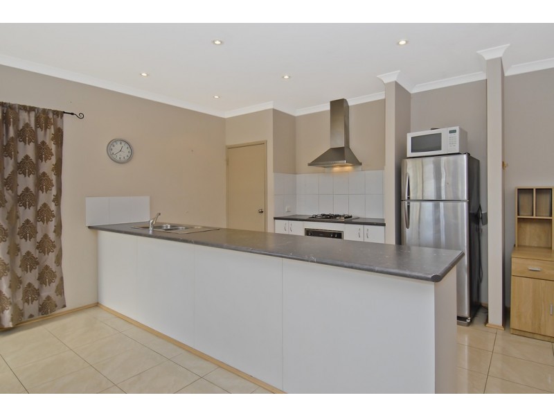 3A St Louis Avenue, Hocking WA 6065