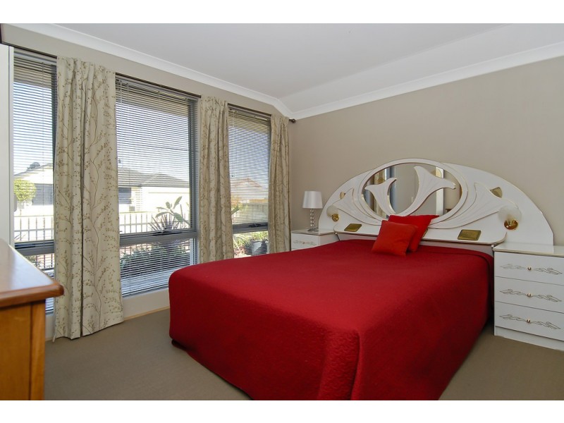 3A St Louis Avenue, Hocking WA 6065