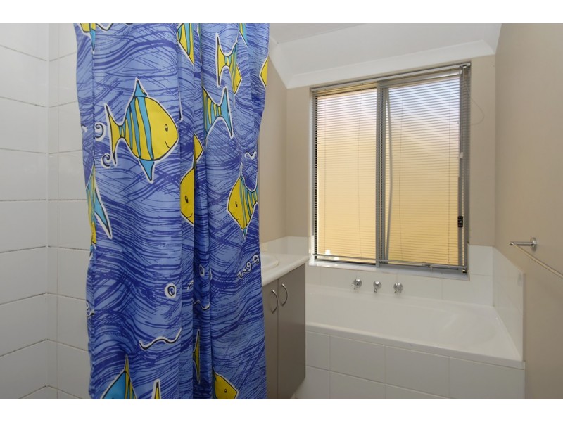 3A St Louis Avenue, Hocking WA 6065