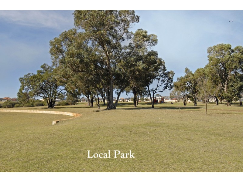 3A St Louis Avenue, Hocking WA 6065