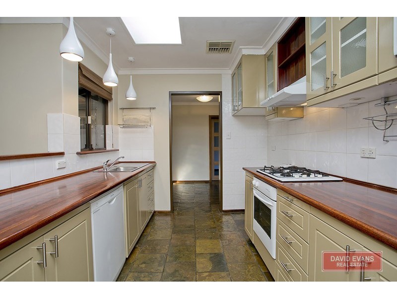 134 Scenic Drive, Wanneroo WA 6065