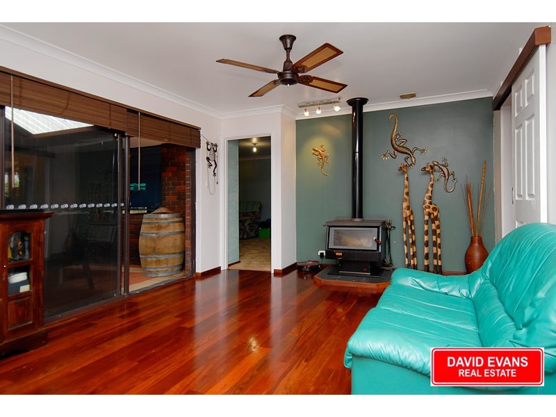 24 Uringa Way, Wanneroo WA 6065