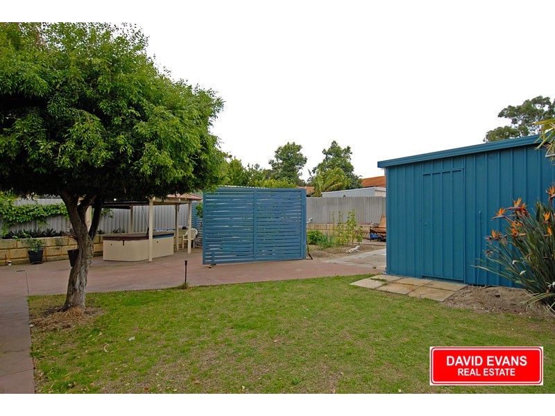 24 Uringa Way, Wanneroo WA 6065