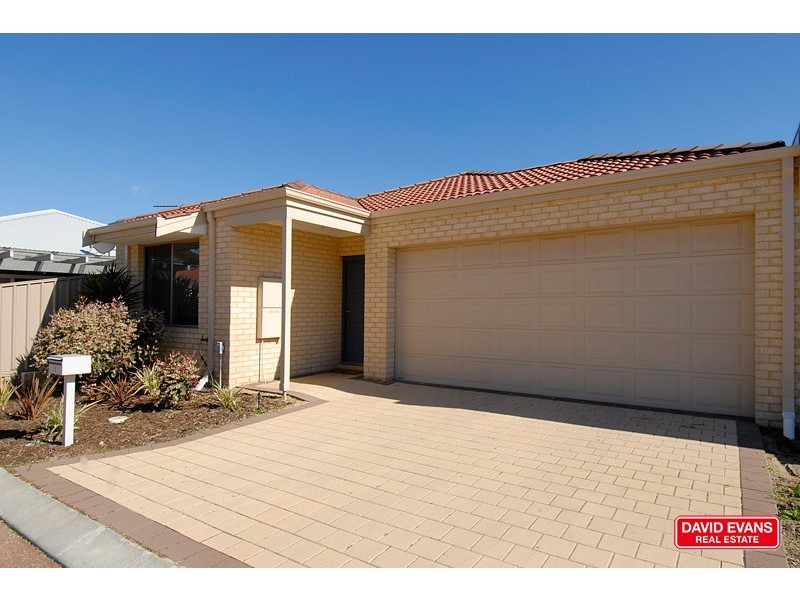 3 Chianti Court, Pearsall WA 6065