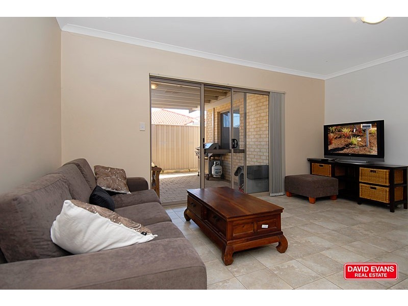 3 Chianti Court, Pearsall WA 6065