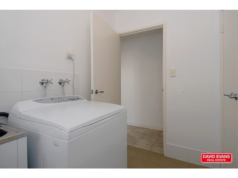 3 Chianti Court, Pearsall WA 6065