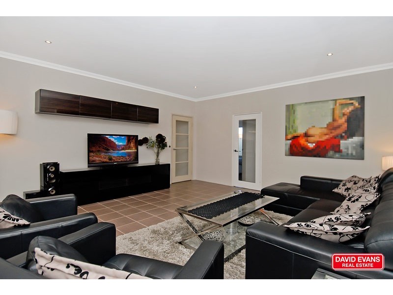 3 Calita Pass, Carramar WA 6031