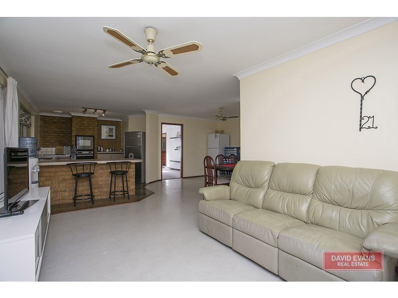 63 Civic Drive, Wanneroo WA 6065