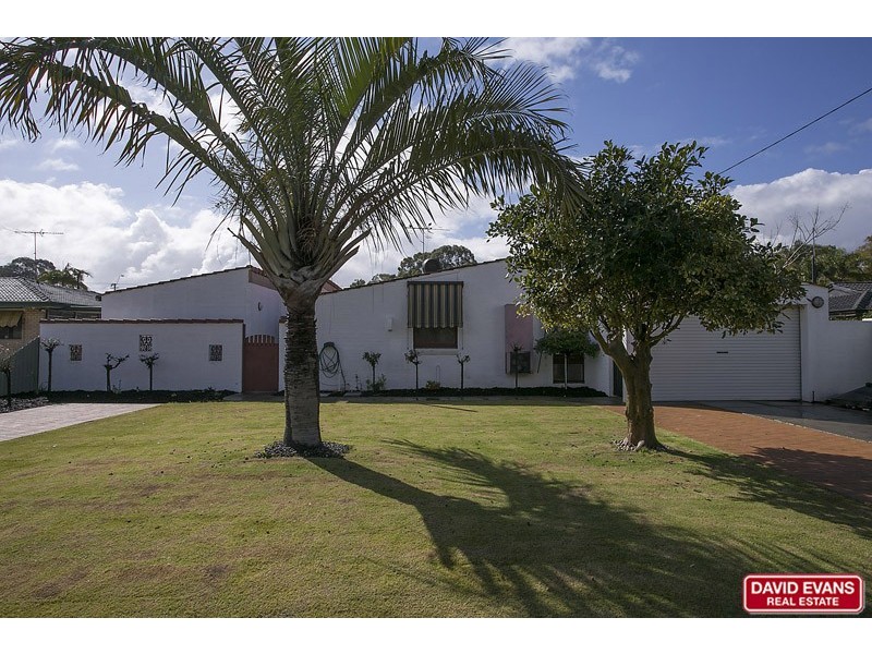 8 Taywood Drive, Wanneroo WA 6065