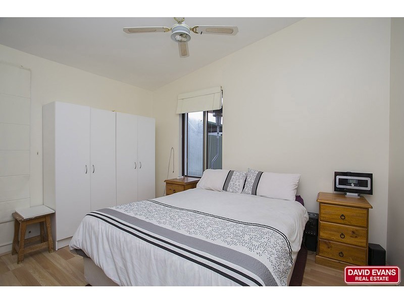 8 Taywood Drive, Wanneroo WA 6065