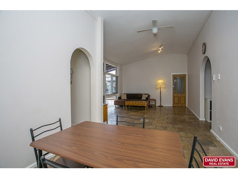 8 Taywood Drive, Wanneroo WA 6065