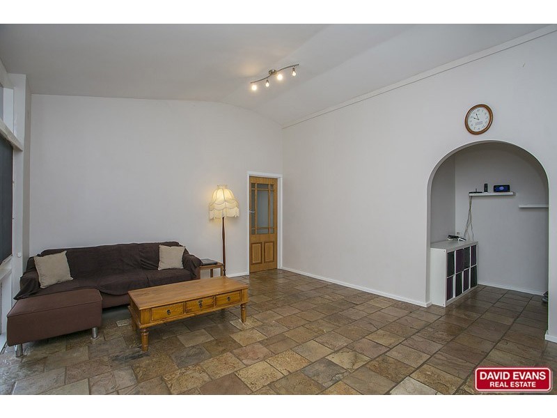 8 Taywood Drive, Wanneroo WA 6065