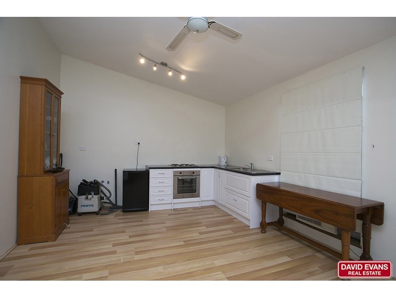 8 Taywood Drive, Wanneroo WA 6065