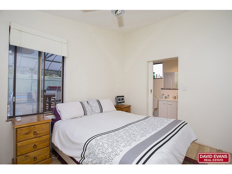 8 Taywood Drive, Wanneroo WA 6065