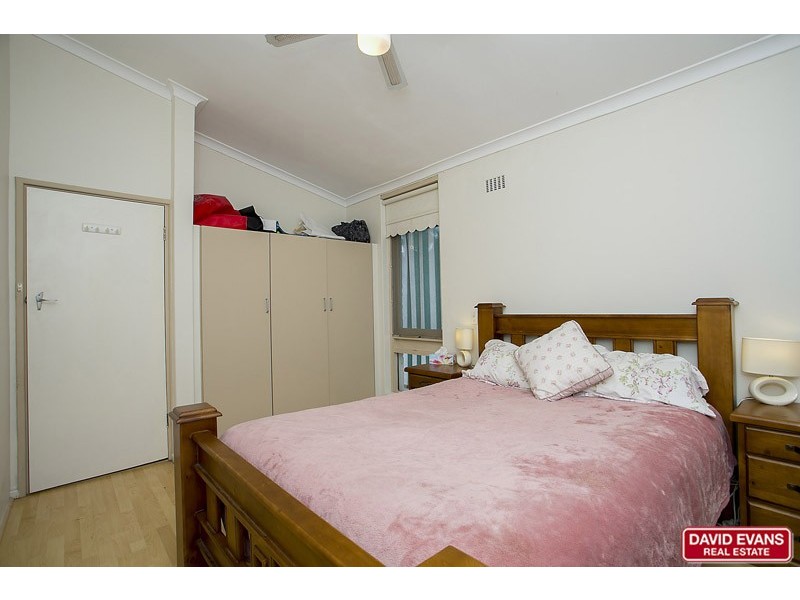 8 Taywood Drive, Wanneroo WA 6065