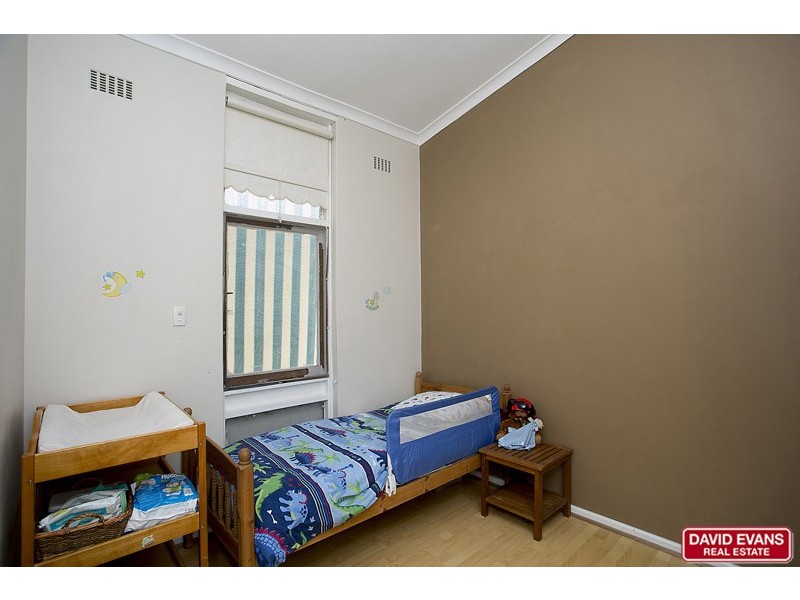 8 Taywood Drive, Wanneroo WA 6065