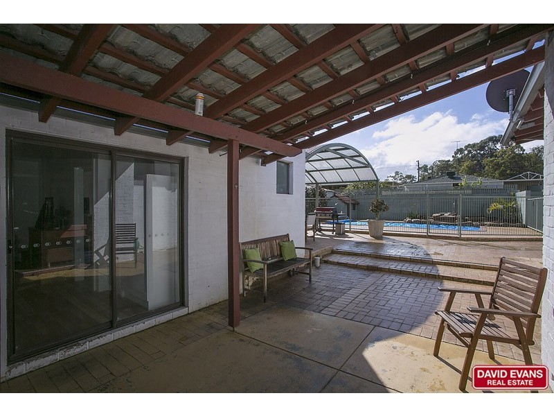 8 Taywood Drive, Wanneroo WA 6065