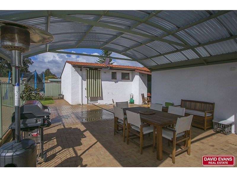 8 Taywood Drive, Wanneroo WA 6065