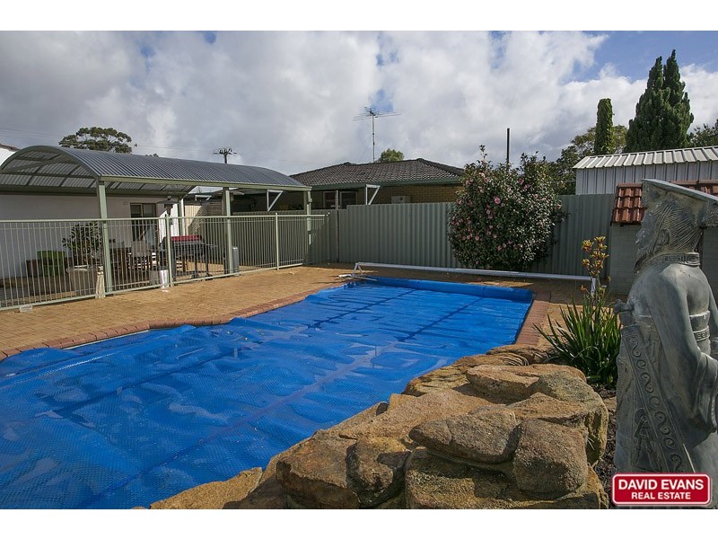 8 Taywood Drive, Wanneroo WA 6065