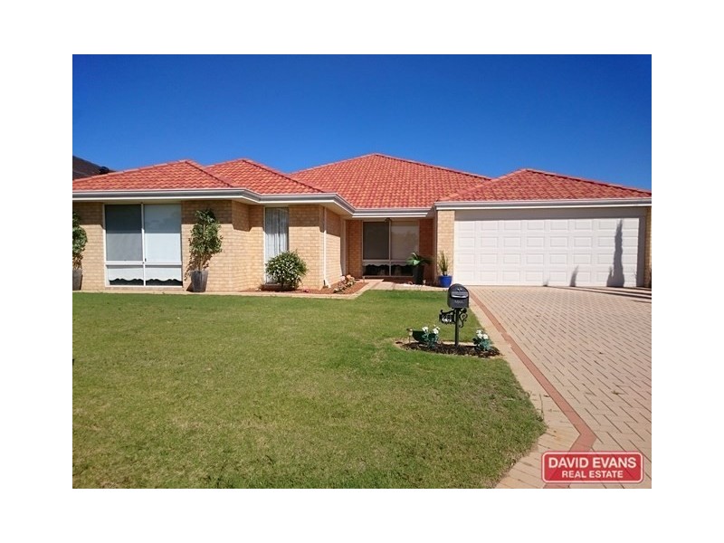 28 Crosthwait Circle, Tapping WA 6065