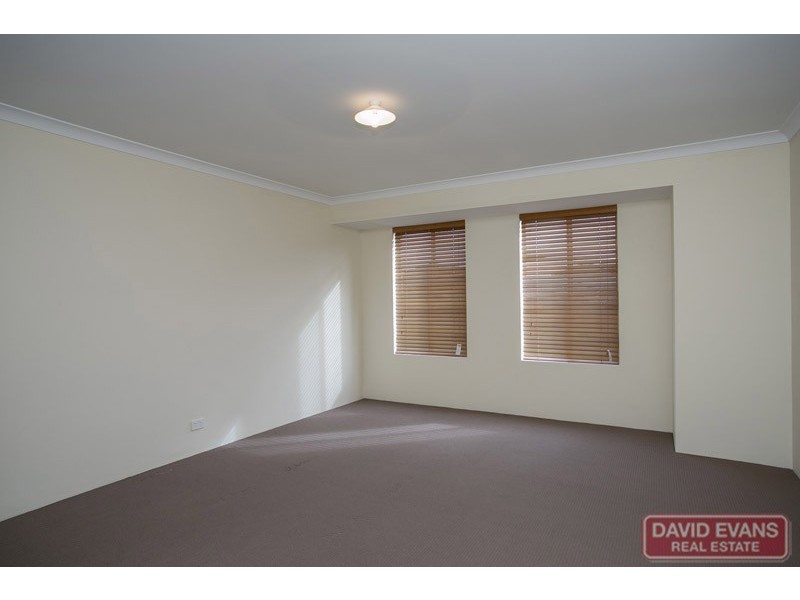 9 Keanefield Drive, Carramar WA 6031