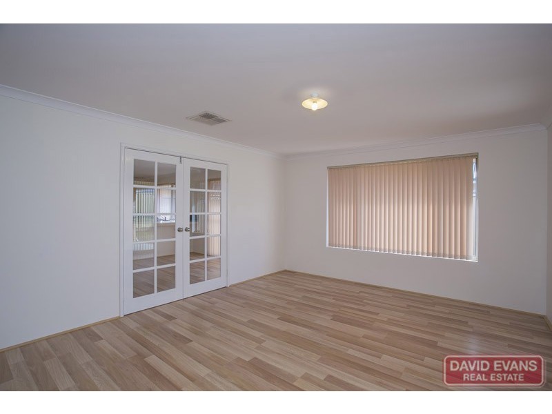 9 Keanefield Drive, Carramar WA 6031