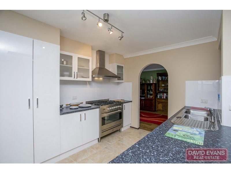 30 Banderra Street, Wanneroo WA 6065