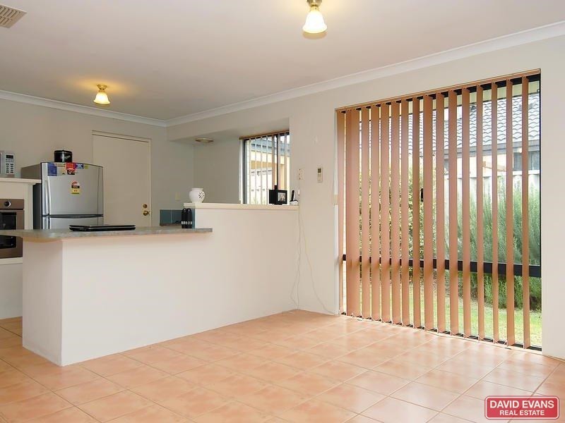 17 Bonnievale Terrace, Wanneroo WA 6065