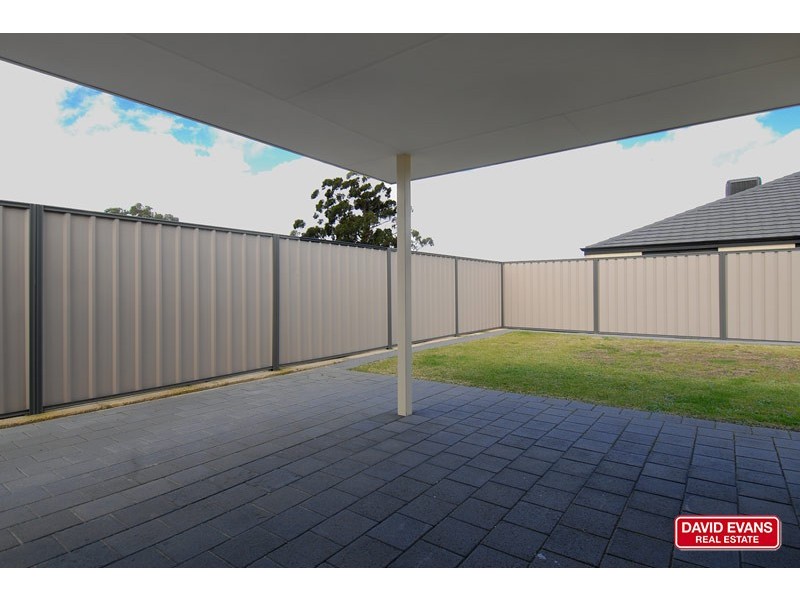 39 Vancouver Parade, Wanneroo WA 6065