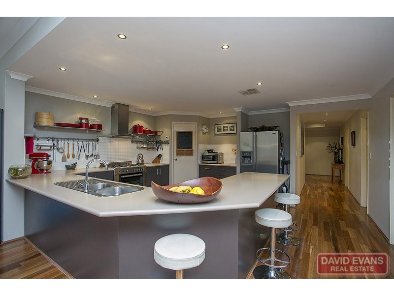 9 Gemini Way, Madeley WA 6065