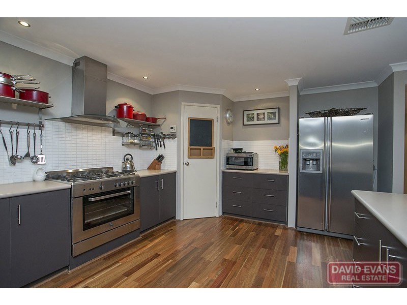 9 Gemini Way, Madeley WA 6065
