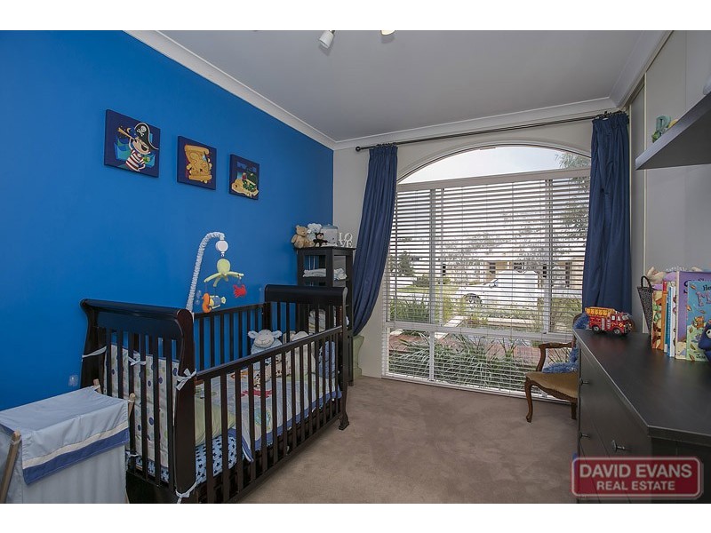 9 Gemini Way, Madeley WA 6065