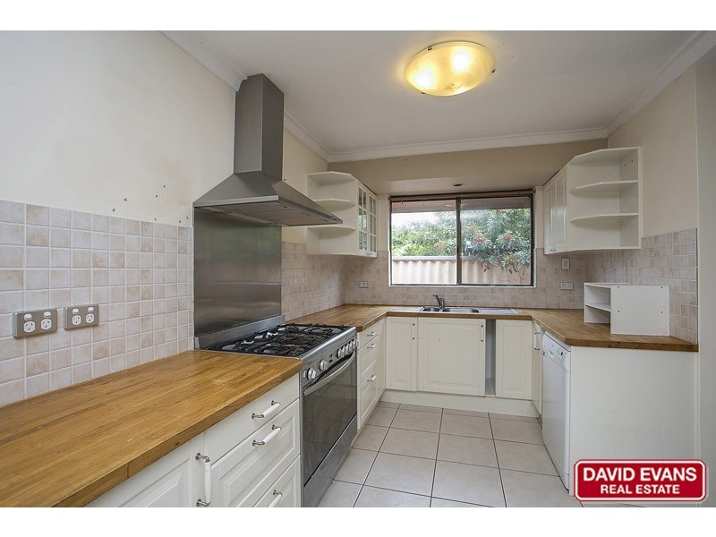 17 Mundi Place, Wanneroo WA 6065