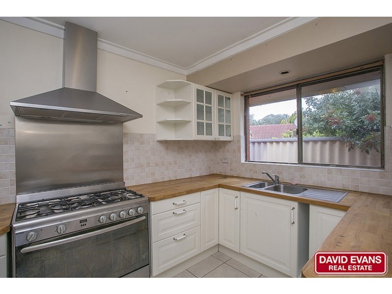 17 Mundi Place, Wanneroo WA 6065