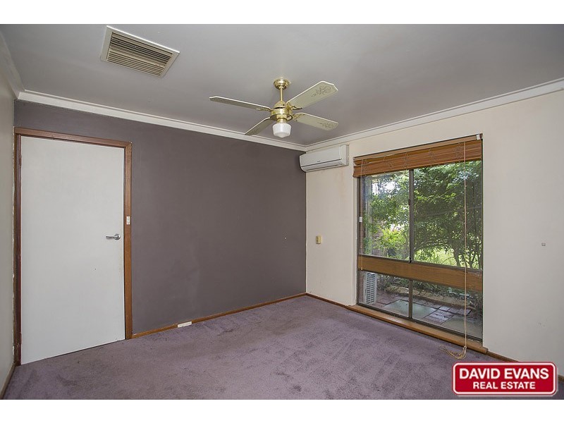 17 Mundi Place, Wanneroo WA 6065