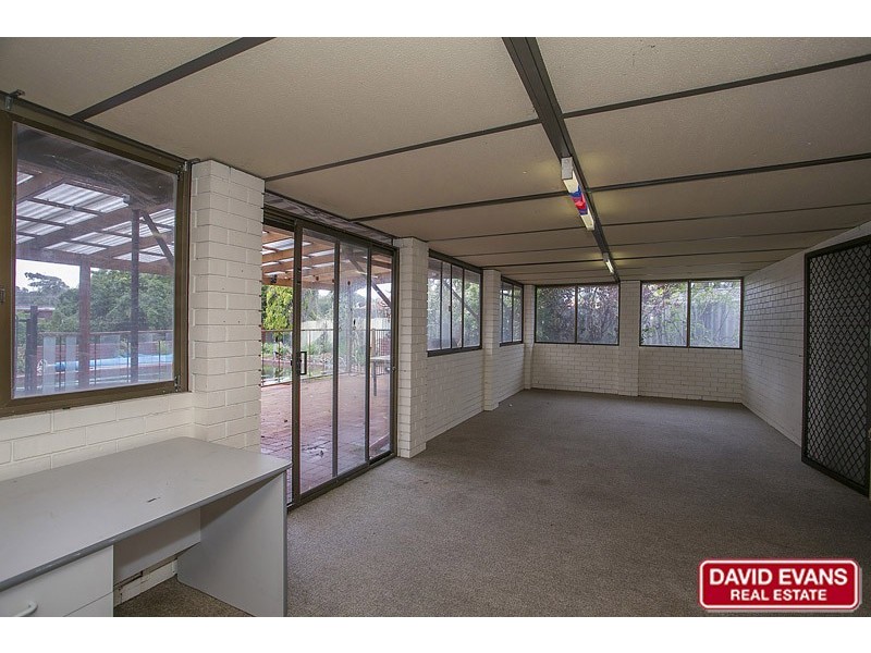 17 Mundi Place, Wanneroo WA 6065