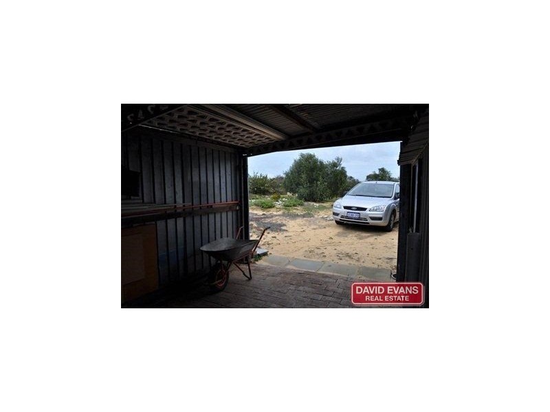 172 Seaview Drive, Karakin WA 6044