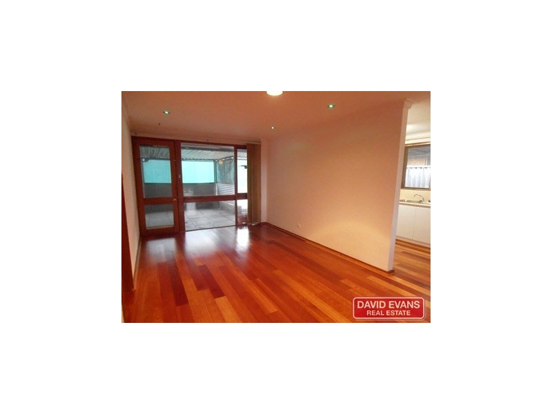 42 Thompson Drive, Wanneroo WA 6065