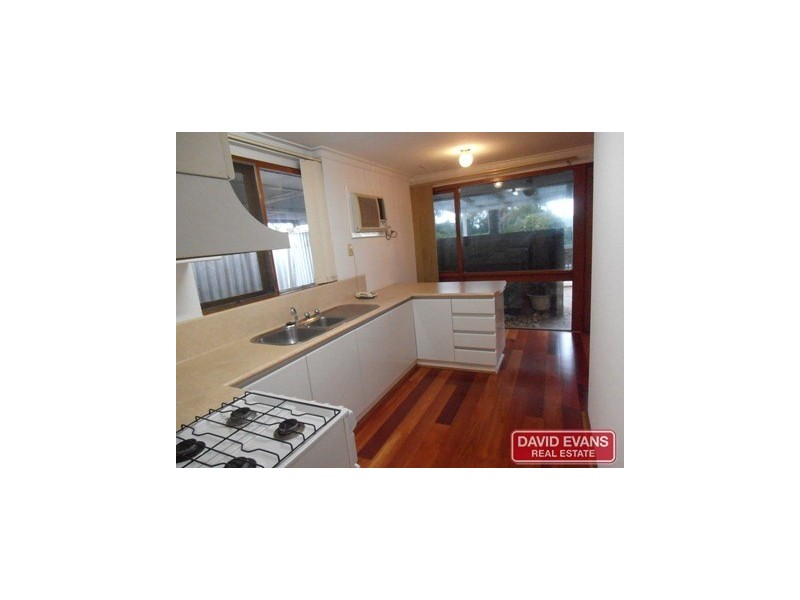 42 Thompson Drive, Wanneroo WA 6065