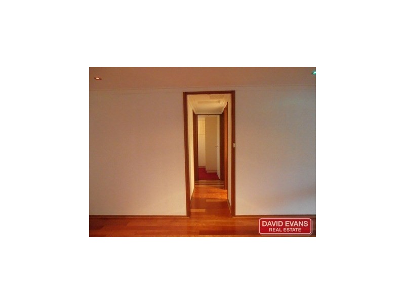 42 Thompson Drive, Wanneroo WA 6065